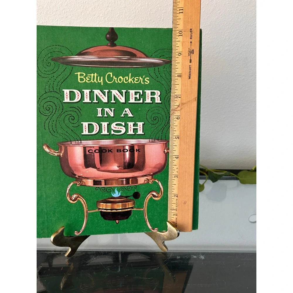 Vintage 1965 Betty Crocker's Dinner in a Dish Cook Book First Edition Hardcover
